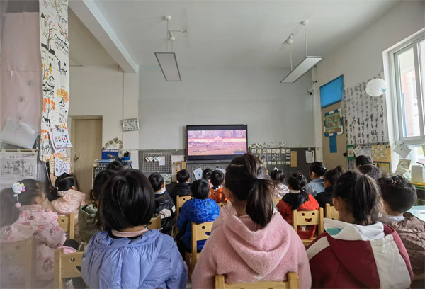 f39eb9a01e414c4c9a0f1b83d73c7dbf.jpg f39eb9a01e414c4c9a0f1b83d73c7dbf.jpg