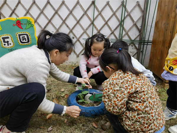 ee091bf7869f47599e1dba138e3e9325.jpg ee091bf7869f47599e1dba138e3e9325.jpg