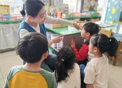 小手绘安全，快乐伴成长