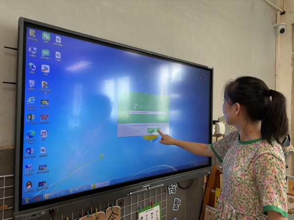 0194af2a6a6546608cdff54c93fb8f46.jpg 0194af2a6a6546608cdff54c93fb8f46.jpg