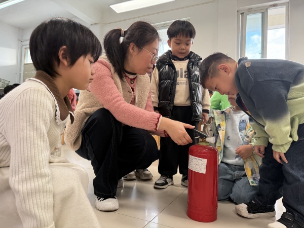 69412c36d1b140deaf4617e3c60d1ade.jpg 69412c36d1b140deaf4617e3c60d1ade.jpg